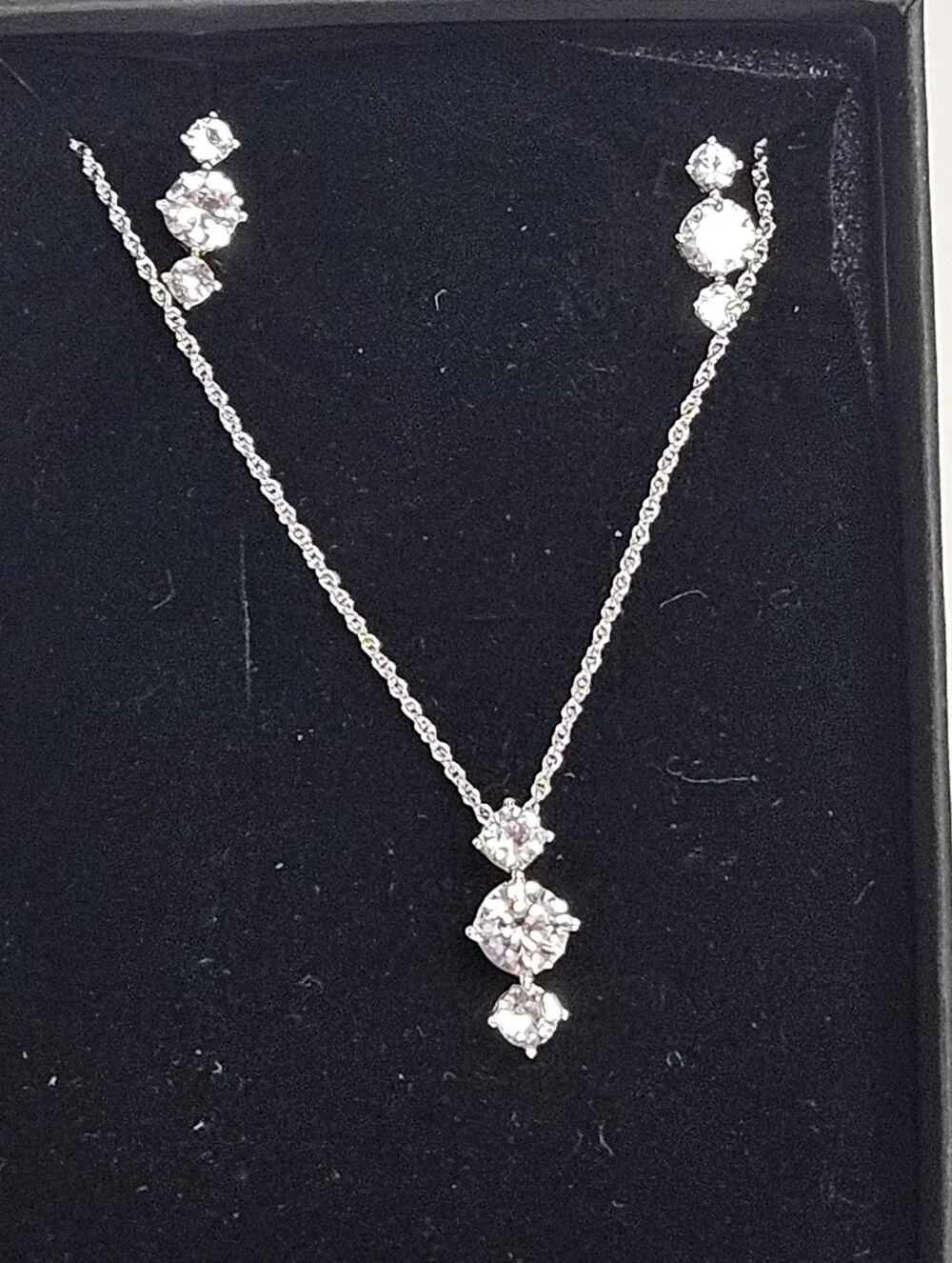 Zales White Lab-Created Sapphire Set - Picture 3 of 4